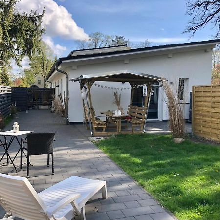 Gartenloft Mit Outdoor Whirlpool Und Garten Petershagen-Eggersdorf Екстериор снимка
